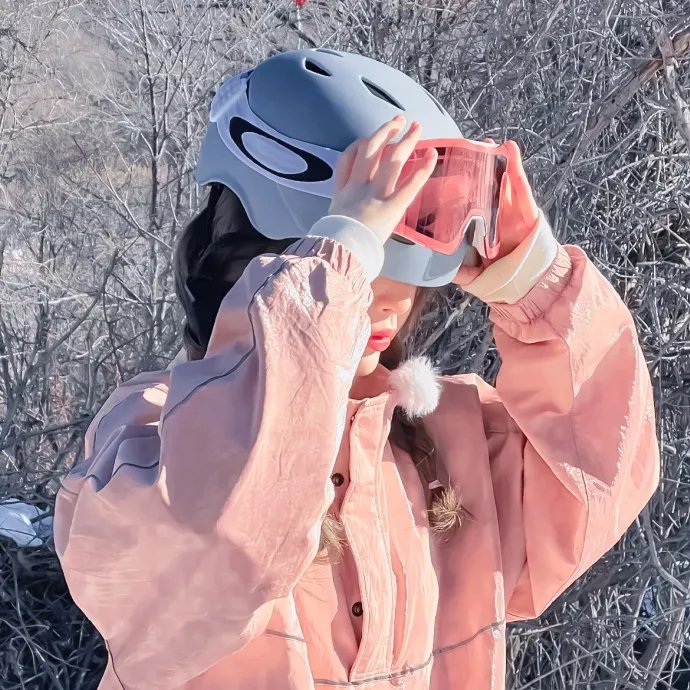 达纳·卡维:六十岁的直白男